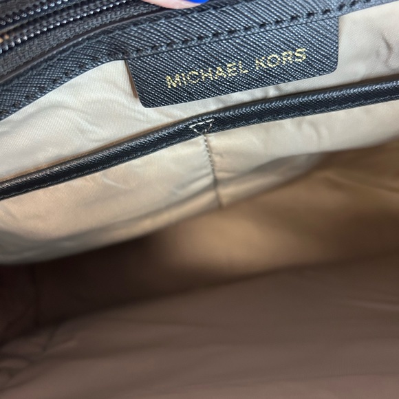 Michael Kors tan and black cheetah print handbag with lots of storage. - Picture 9 of 13